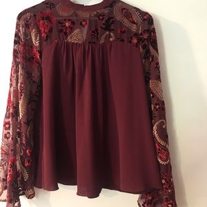 Floral print top - maroon